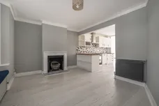 Rosslyn Avenue London SW13 photo 17