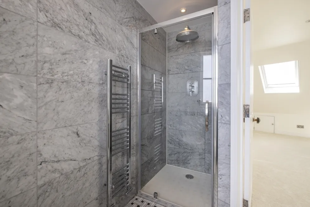 Rosslyn Avenue London SW13 photo 19