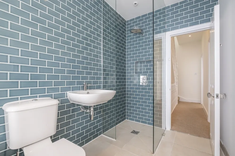 Rosslyn Avenue London SW13 photo 21