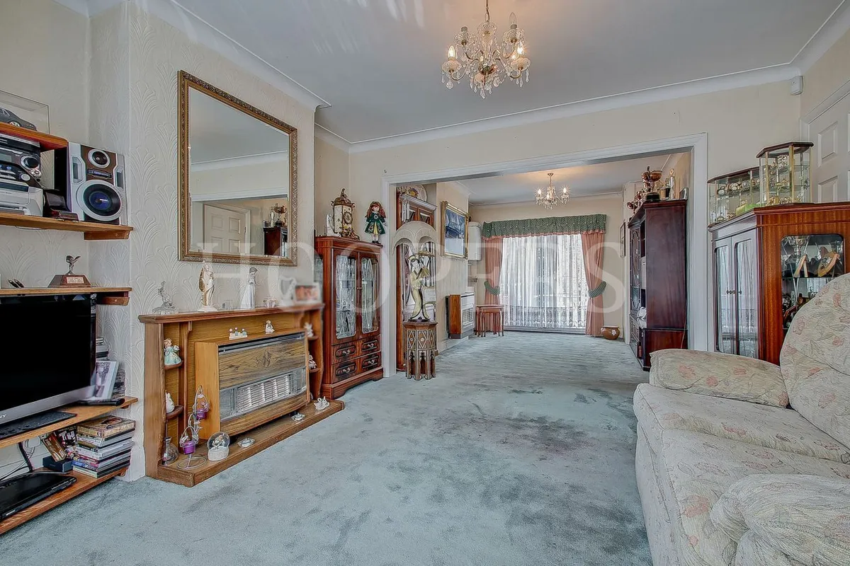 Kenwyn Drive, London, NW2