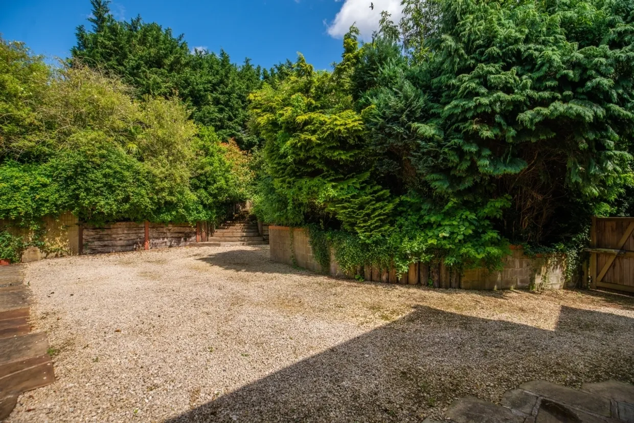 Hyde Lane Little Kingshill HP16 photo 10