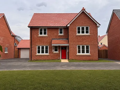 Buckenham Road, Attleboroughphoto