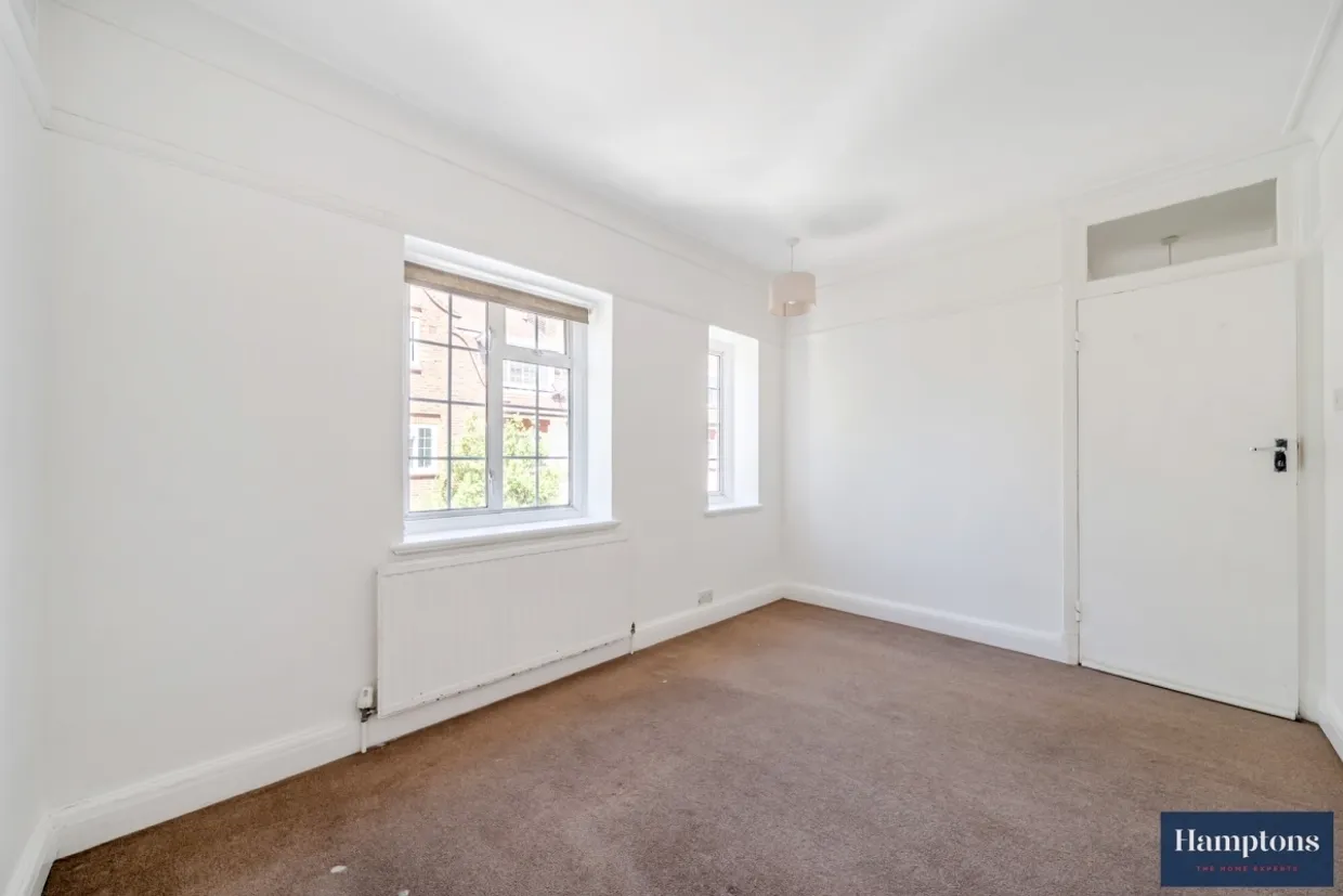 Babington Road London SW16 photo 3