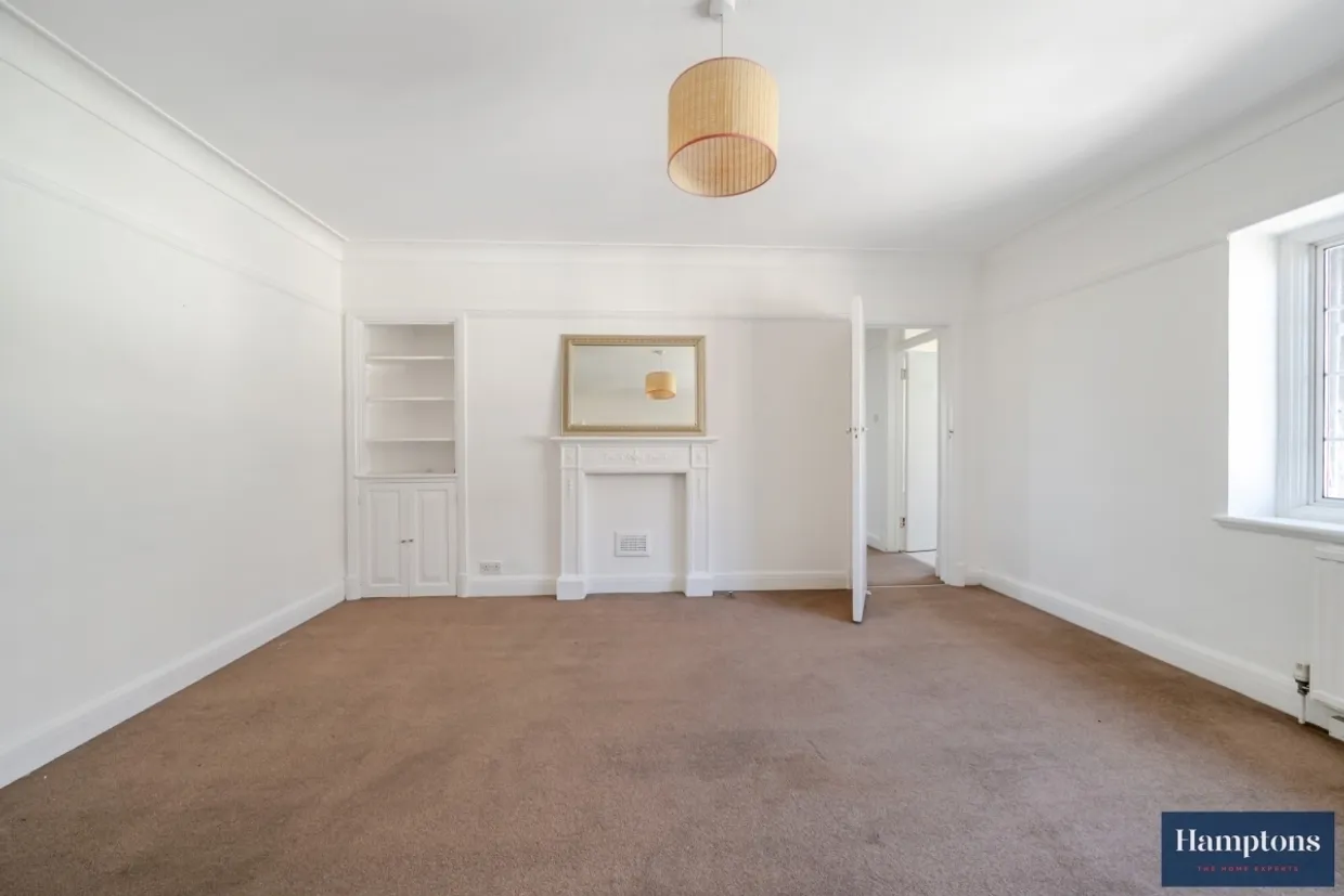 Babington Road London SW16 photo 5