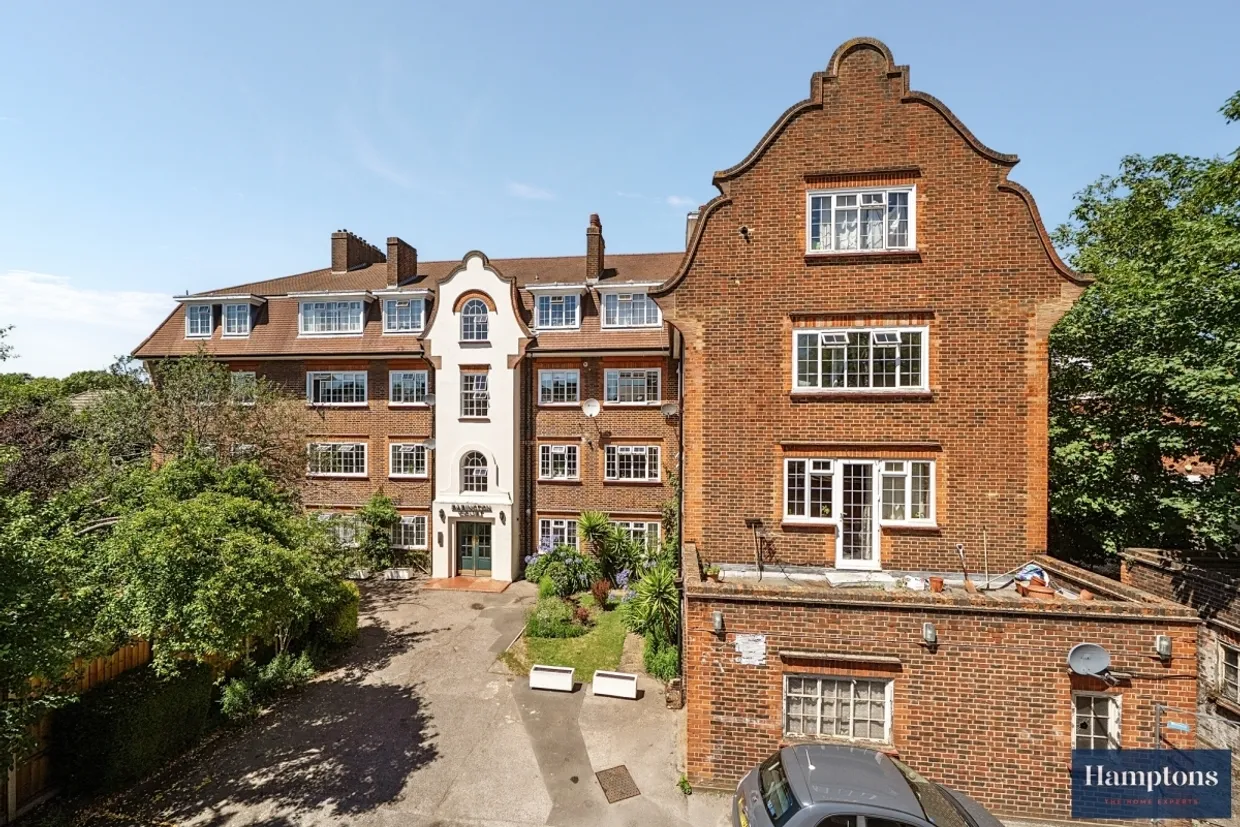 Babington Road London SW16 photo 6