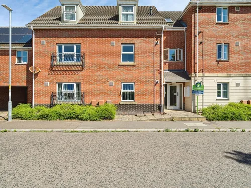 Bullfinch Drive, Harlestonphoto