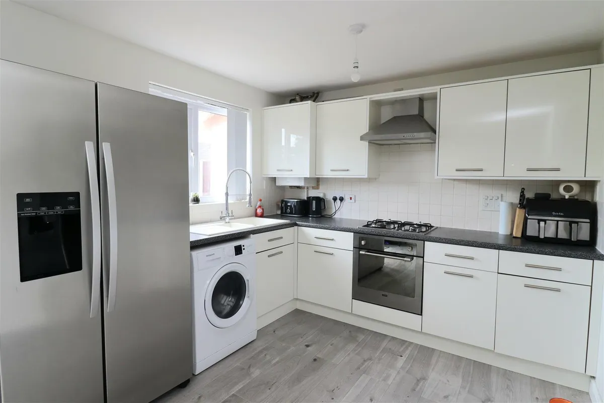 Sandholme, Market Weighton