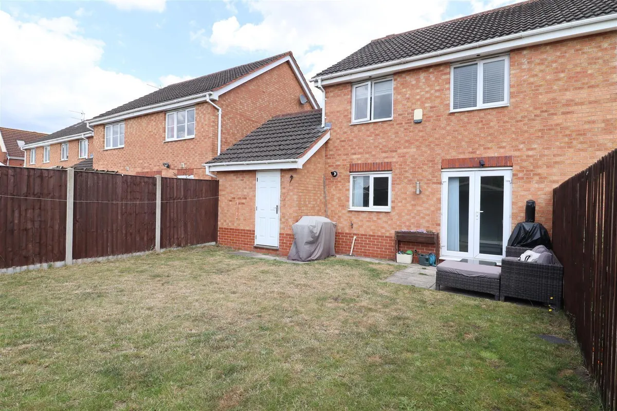 Sandholme, Market Weighton