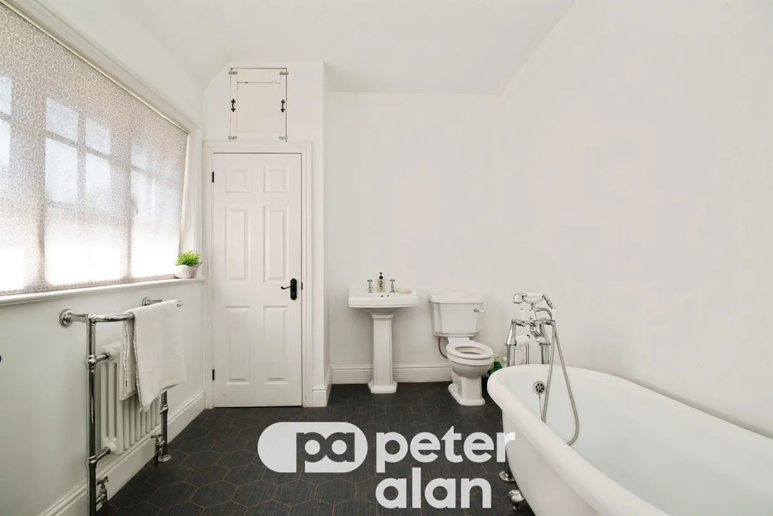 Property photo 24