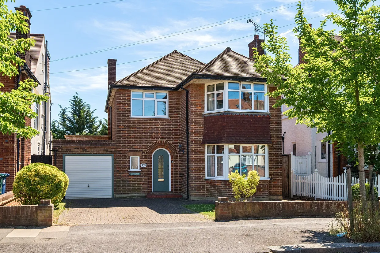 Myddelton Park, Whetstone, N20 photo 1
