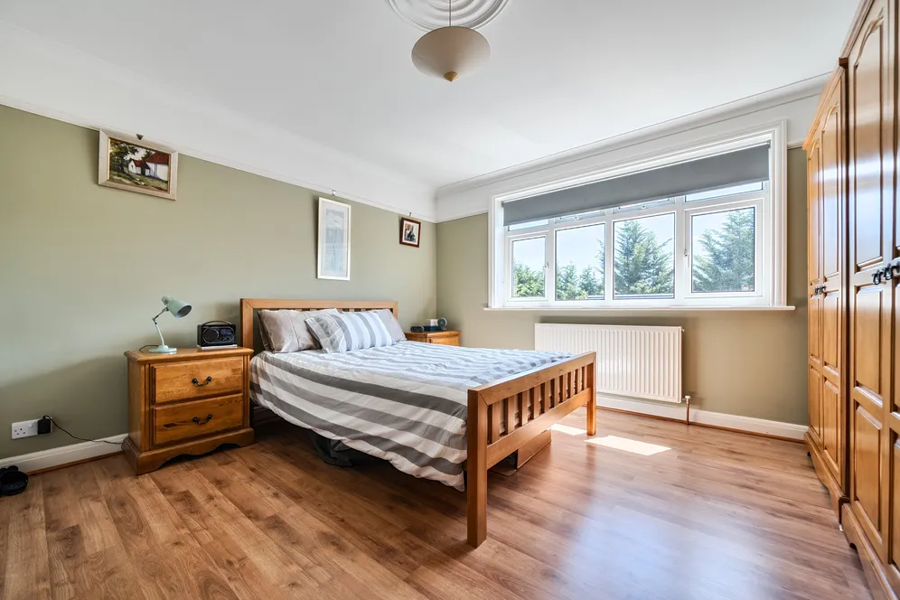 Myddelton Park, Whetstone, N20 photo 5