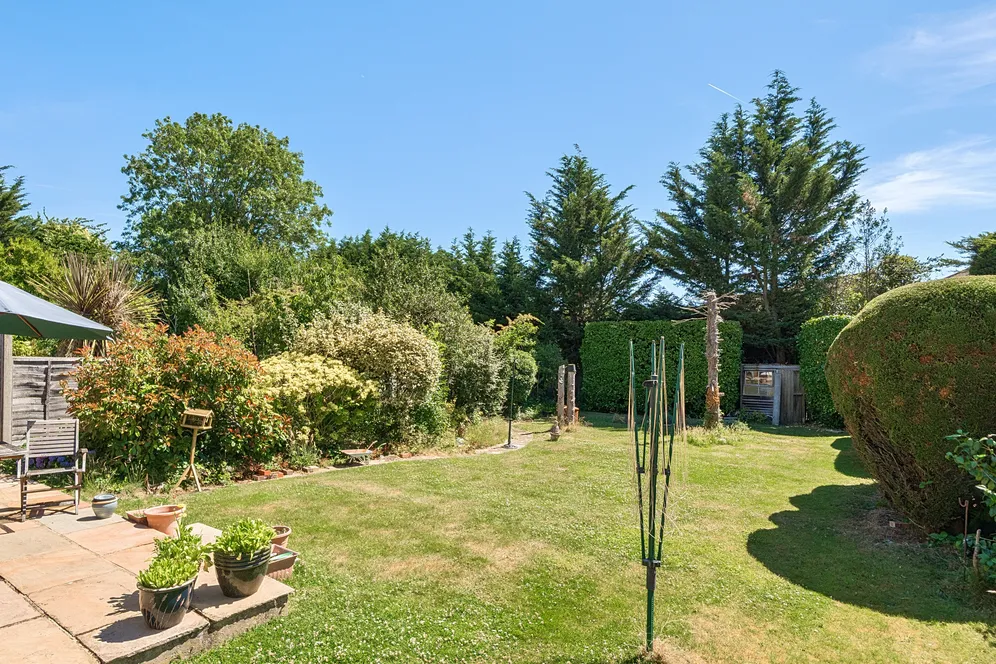 Myddelton Park, Whetstone, N20 photo 9