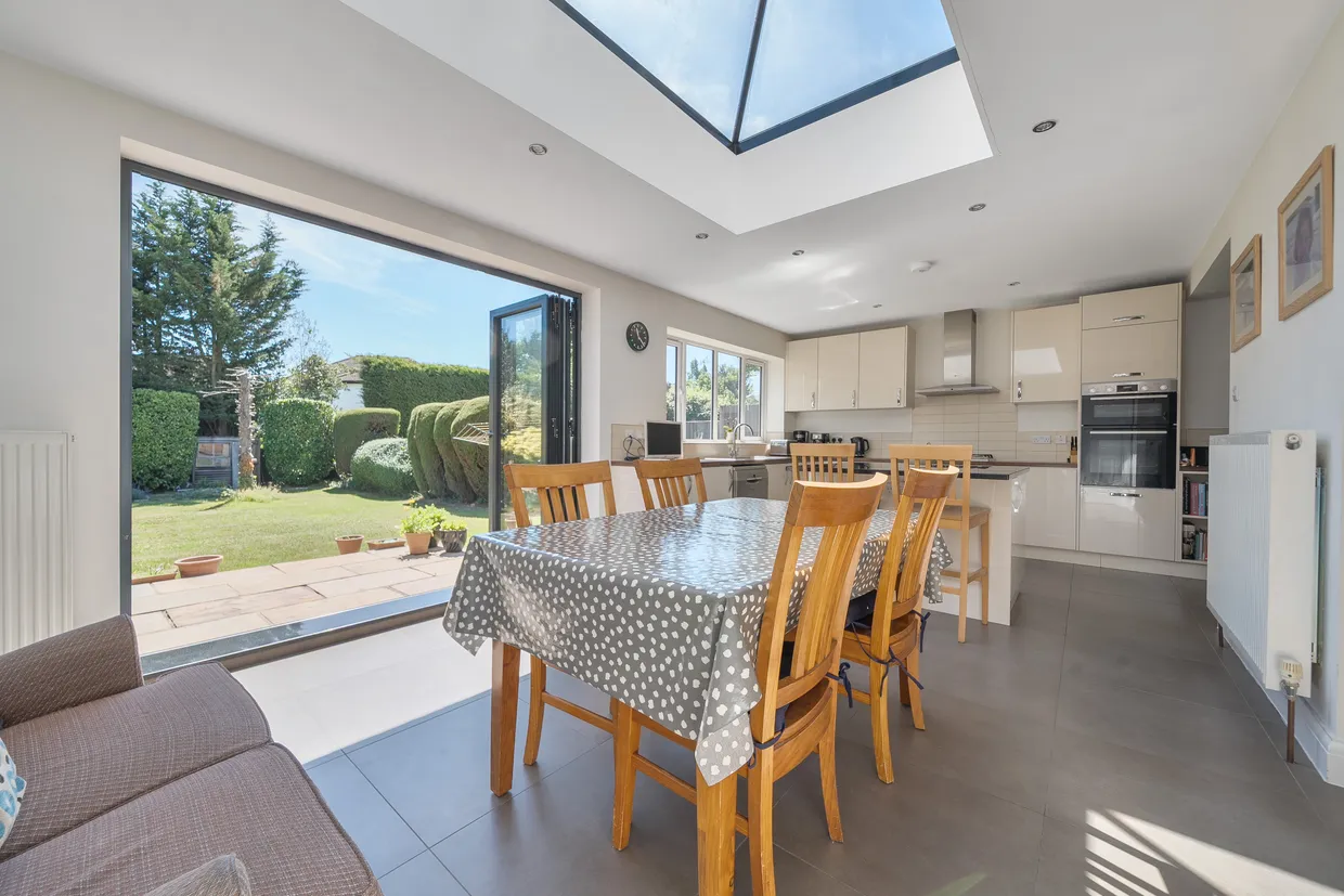 Myddelton Park, Whetstone, N20 photo 11