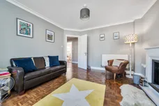 Myddelton Park, Whetstone, N20 photo 12