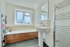 Myddelton Park, Whetstone, N20 photo 13