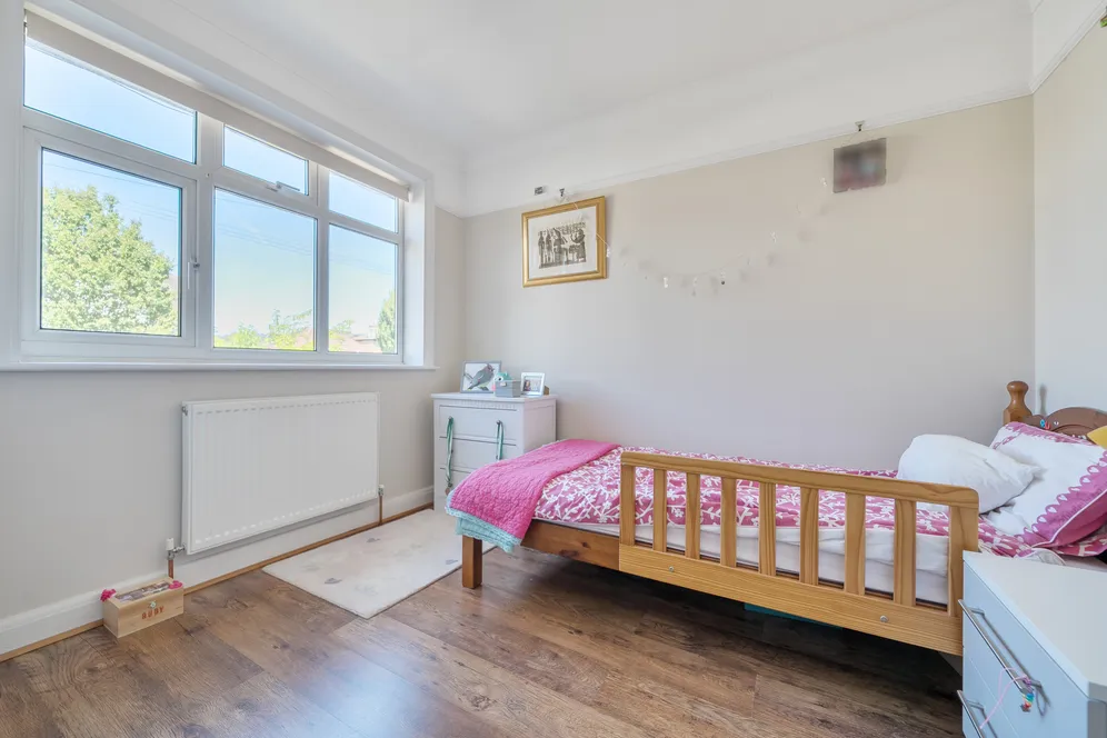 Myddelton Park, Whetstone, N20 photo 14