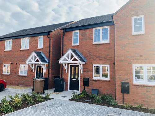 Astley Gardens, Hilton, DERBYphoto