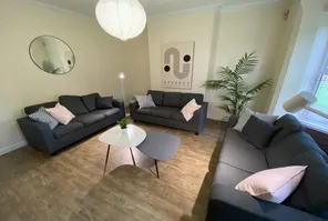 Main property image