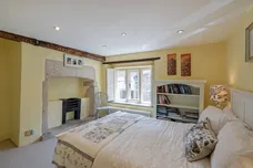 High Street, Marshfield, SN14 photo 8