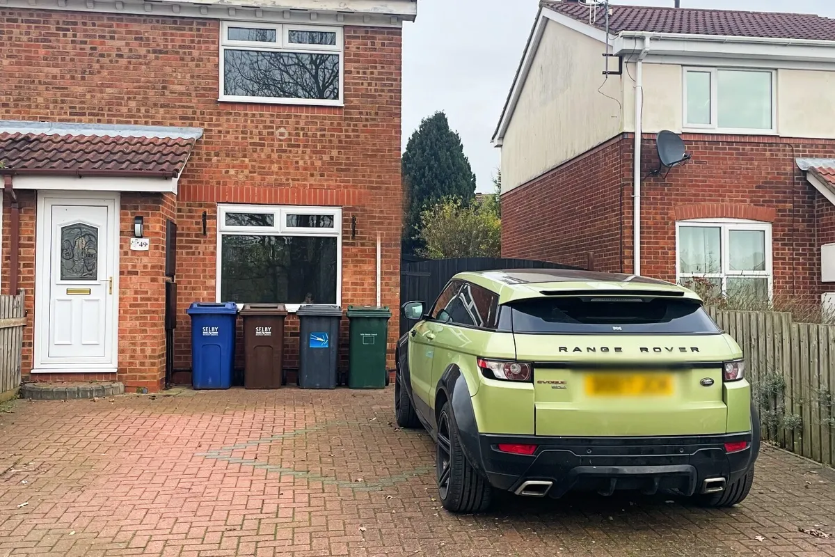 Cross Hills Lane, SELBY