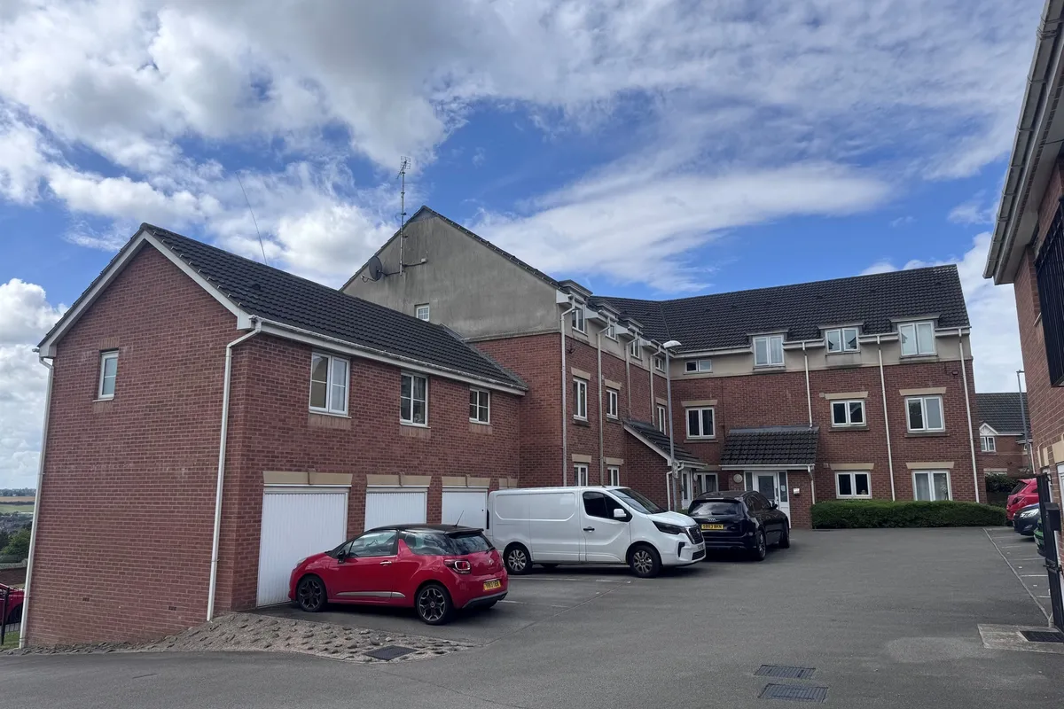 Hill End Crescent, Leeds
