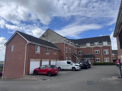 Hill End Crescent, Leedsphoto