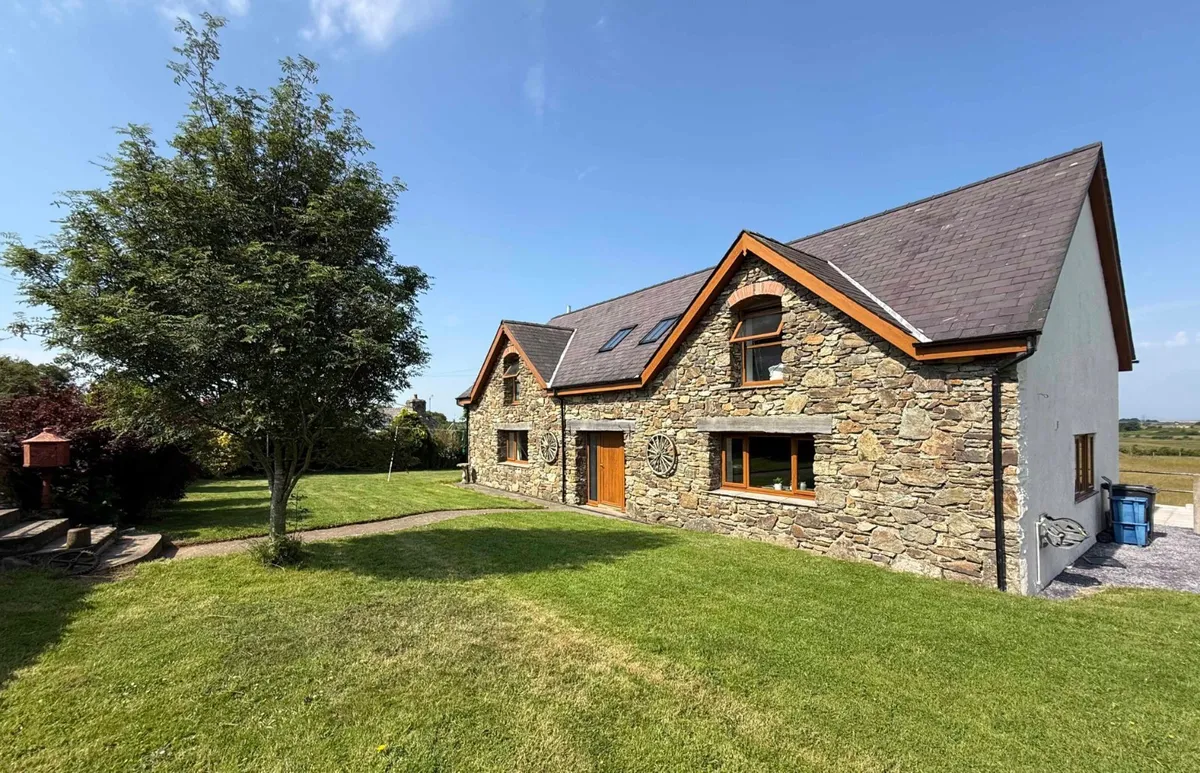 Carreglefn, Amlwch, Isle of Anglesey, LL68