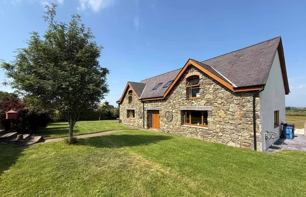 Carreglefn, Amlwch, Isle of Anglesey, LL68