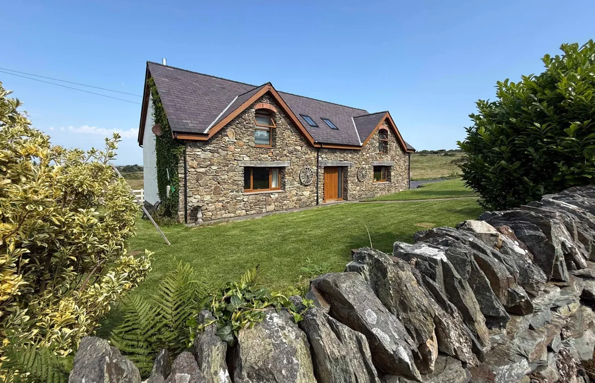 Carreglefn, Amlwch, Isle of Anglesey, LL68