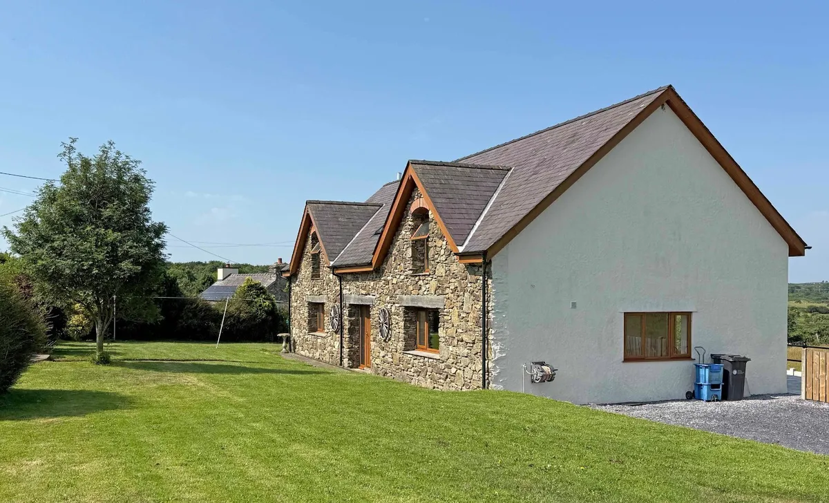 Carreglefn, Amlwch, Isle of Anglesey, LL68
