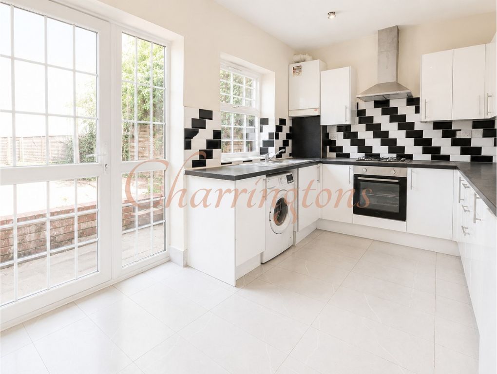 Beautifully Refurbished Three-Bedroom Family Home with Garden & Parking Image 5