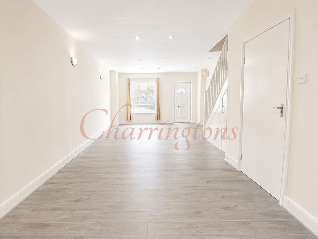 Beautifully Refurbished Three-Bedroom Family Home with Garden & Parking Image 2