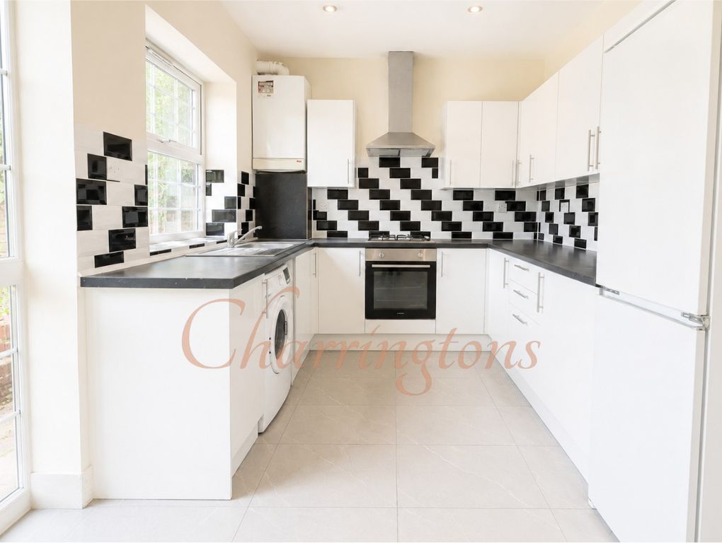 Beautifully Refurbished Three-Bedroom Family Home with Garden & Parking Image 4