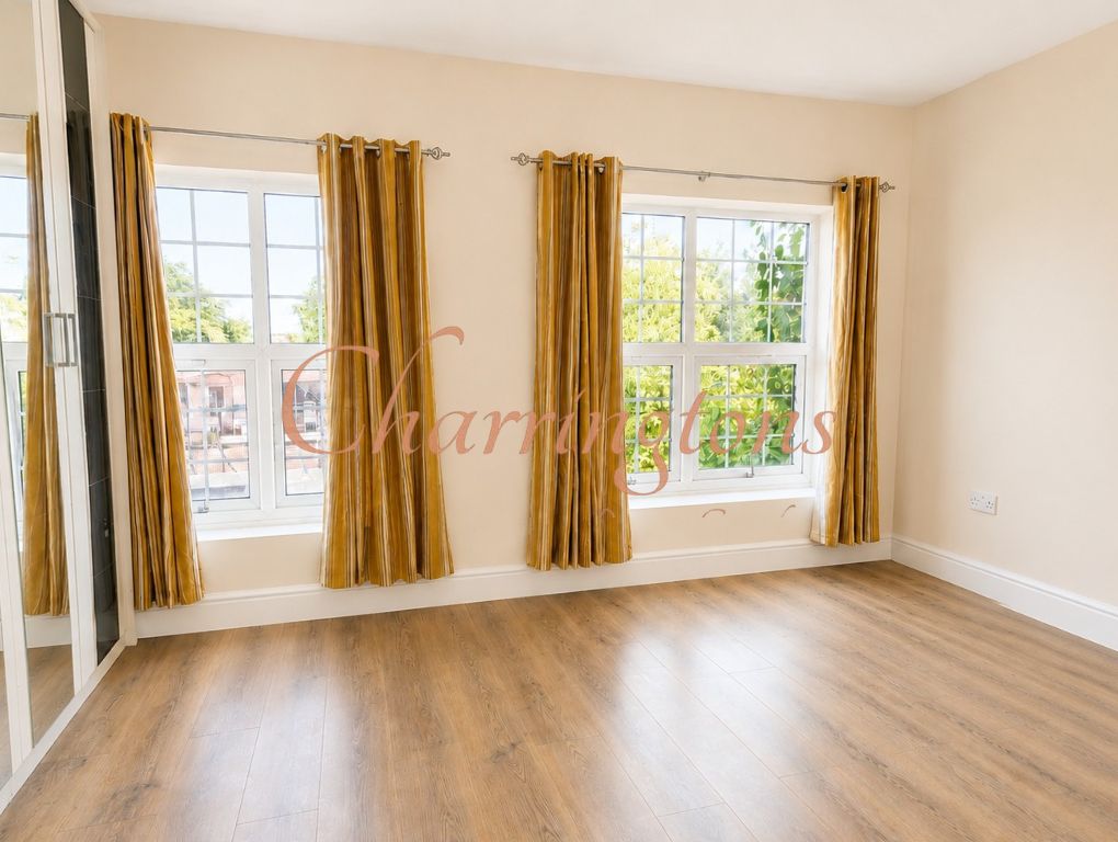 Beautifully Refurbished Three-Bedroom Family Home with Garden & Parking Image 6