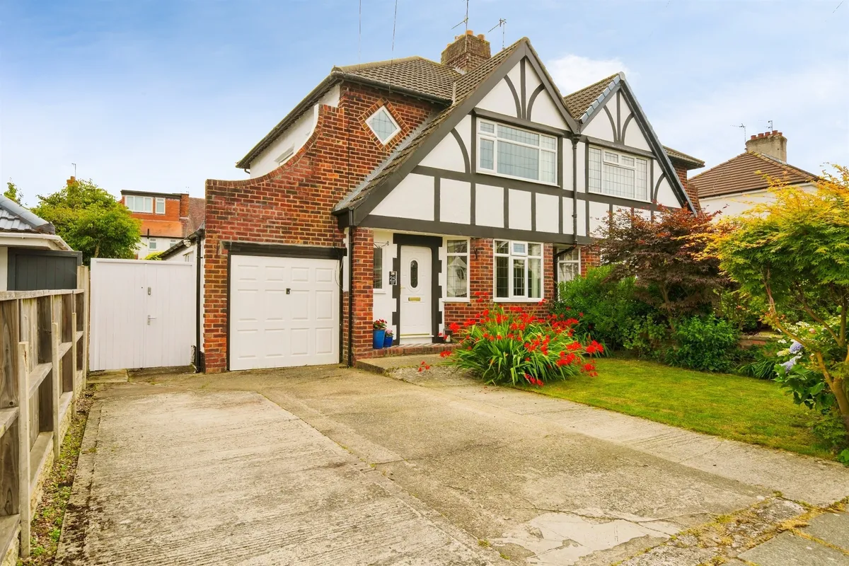 Loretto Drive, Wirral
