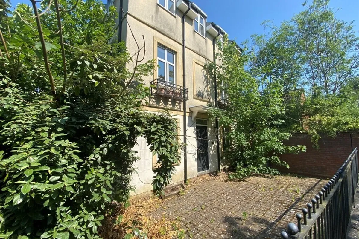 Elgar Close ( Garage), SWINDON