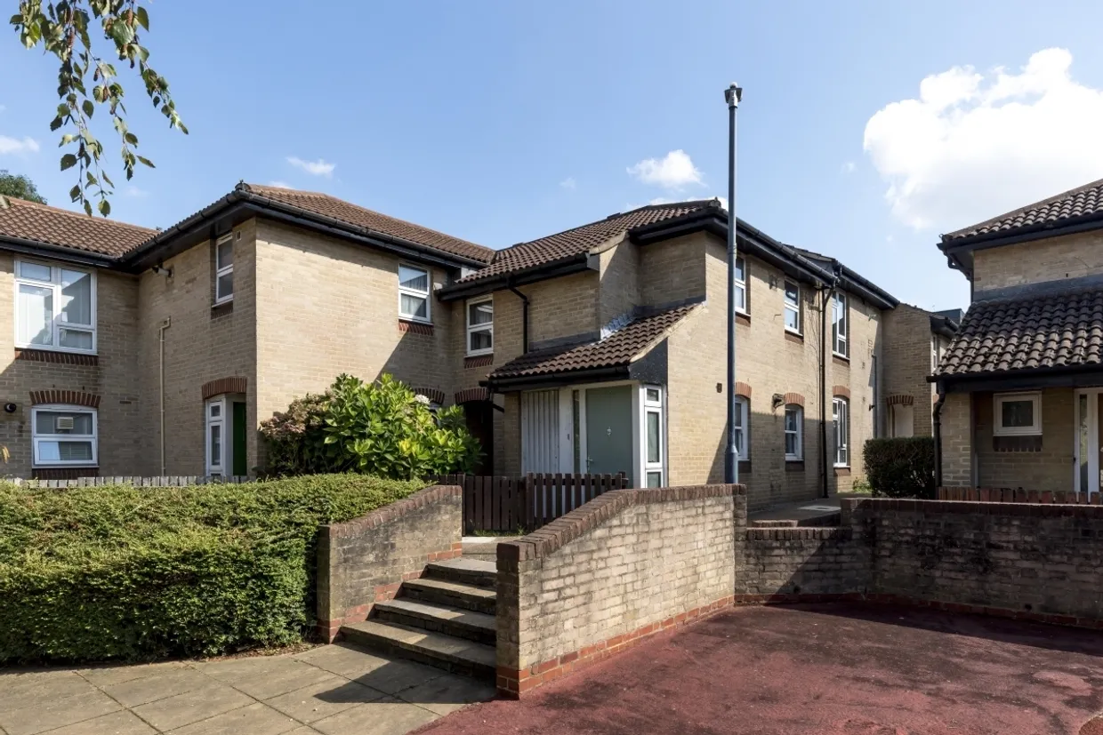 Tessa Sanderson Place, SW8 photo 1