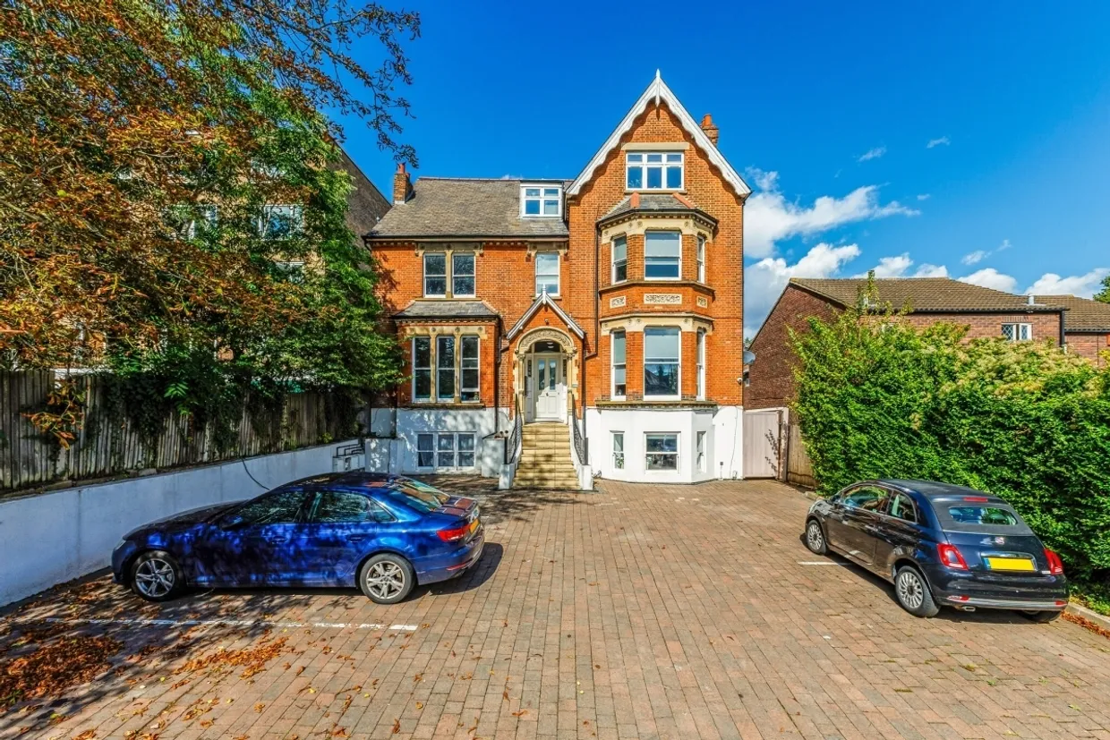 Thurlow Park Road London SE21 photo 1