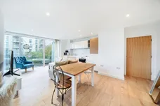 Goodchild Road London N4 photo 3