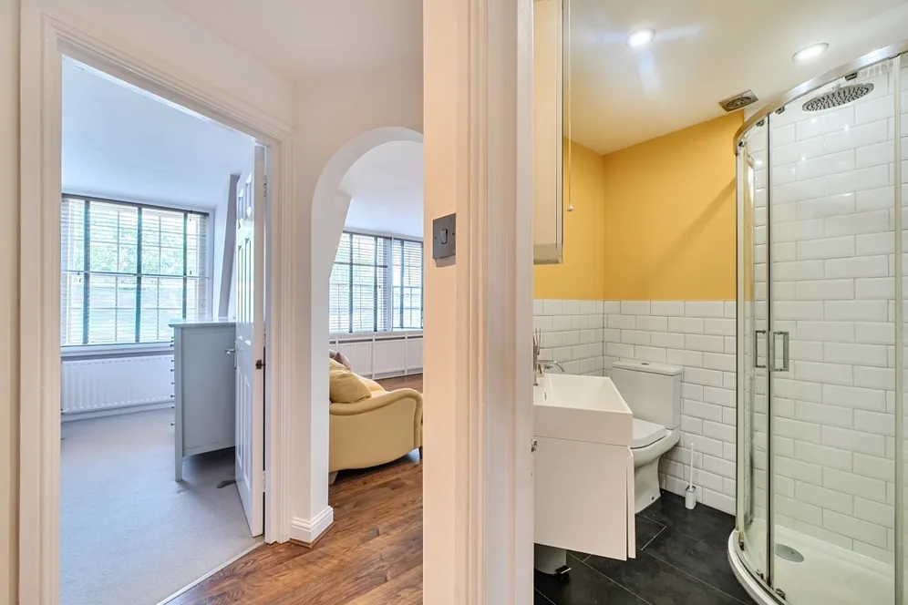 Langland Gardens London NW3 photo 6