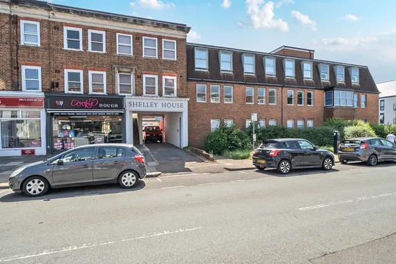 Bishopric Horsham RH12