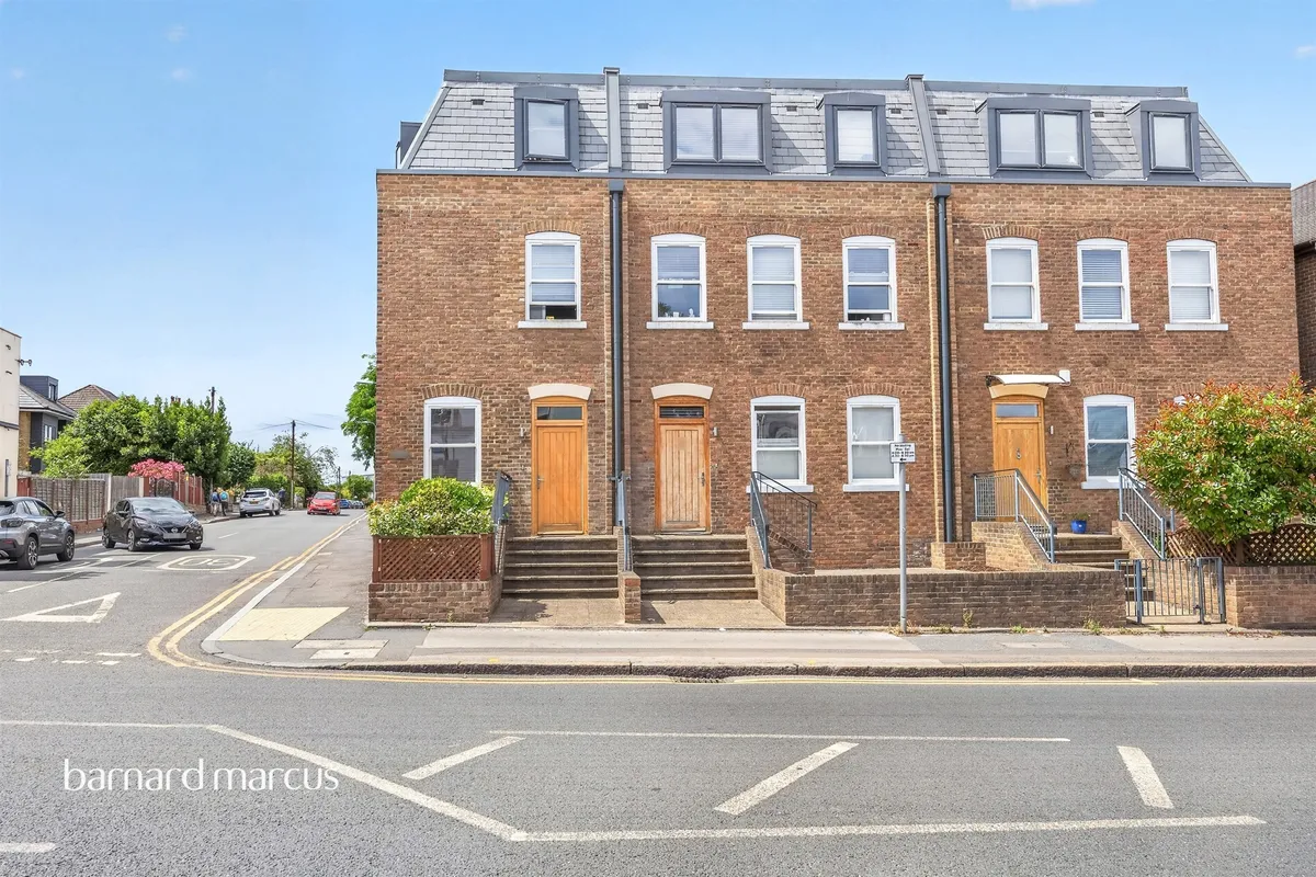 Manor Road, Wallington