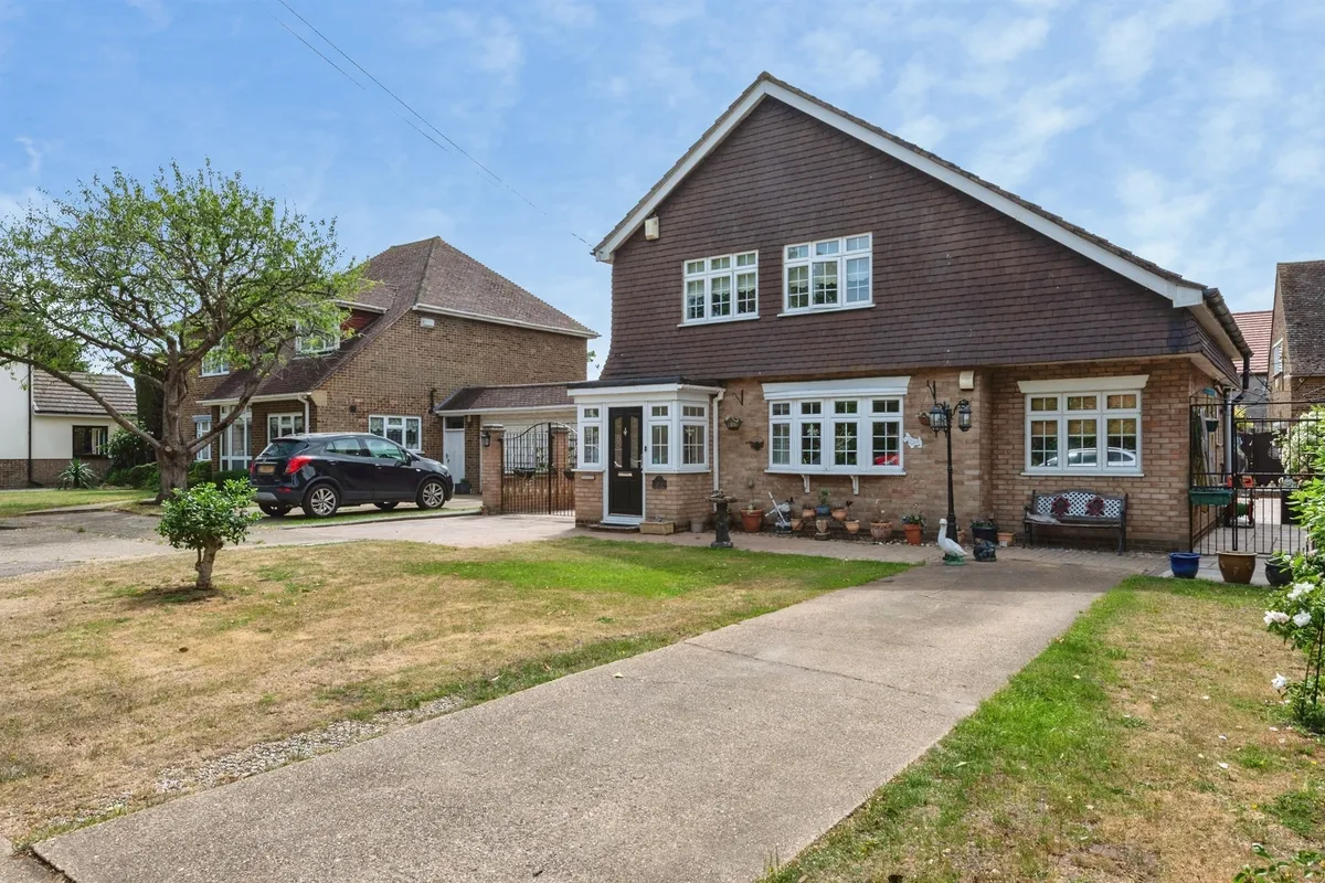 Marian Close, North Stifford, Grays