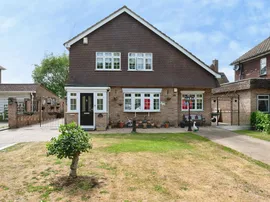 Marian Close, North Stifford, Grays photo