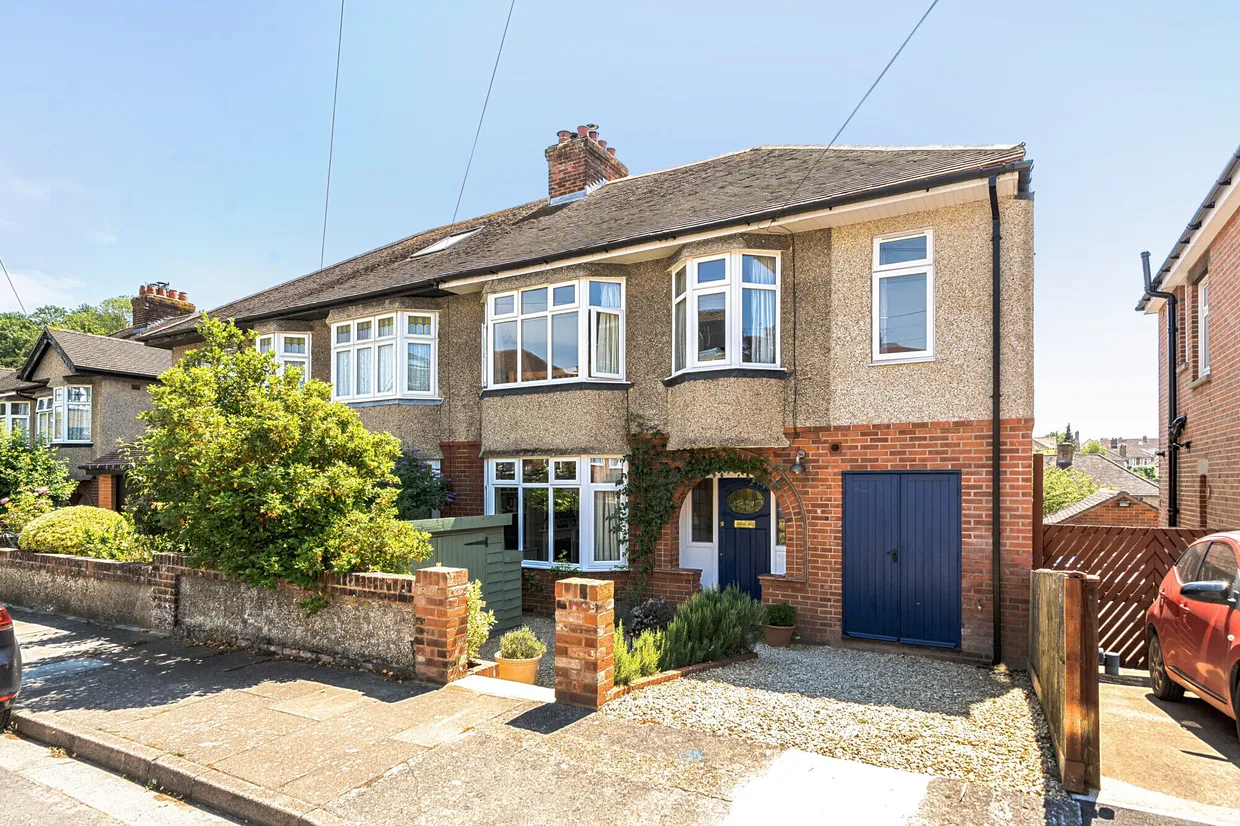 Feversham Road, Salisbury, SP1 photo 1