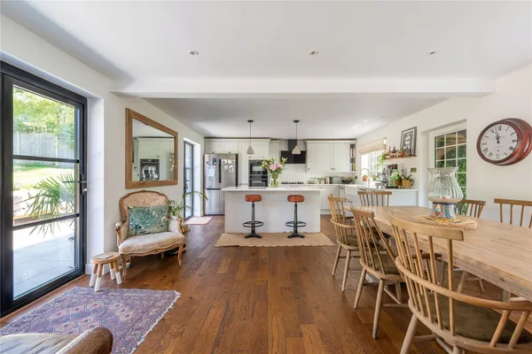 Dorking Road, Abinger Hammer, RH5 photo 8