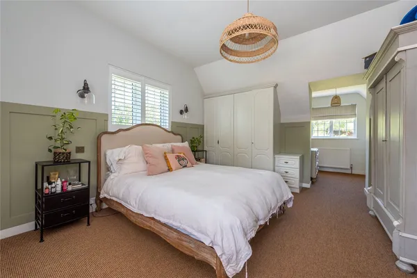 Dorking Road, Abinger Hammer, RH5 photo 15