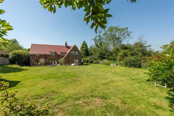 Dorking Road, Abinger Hammer, RH5 photo 23