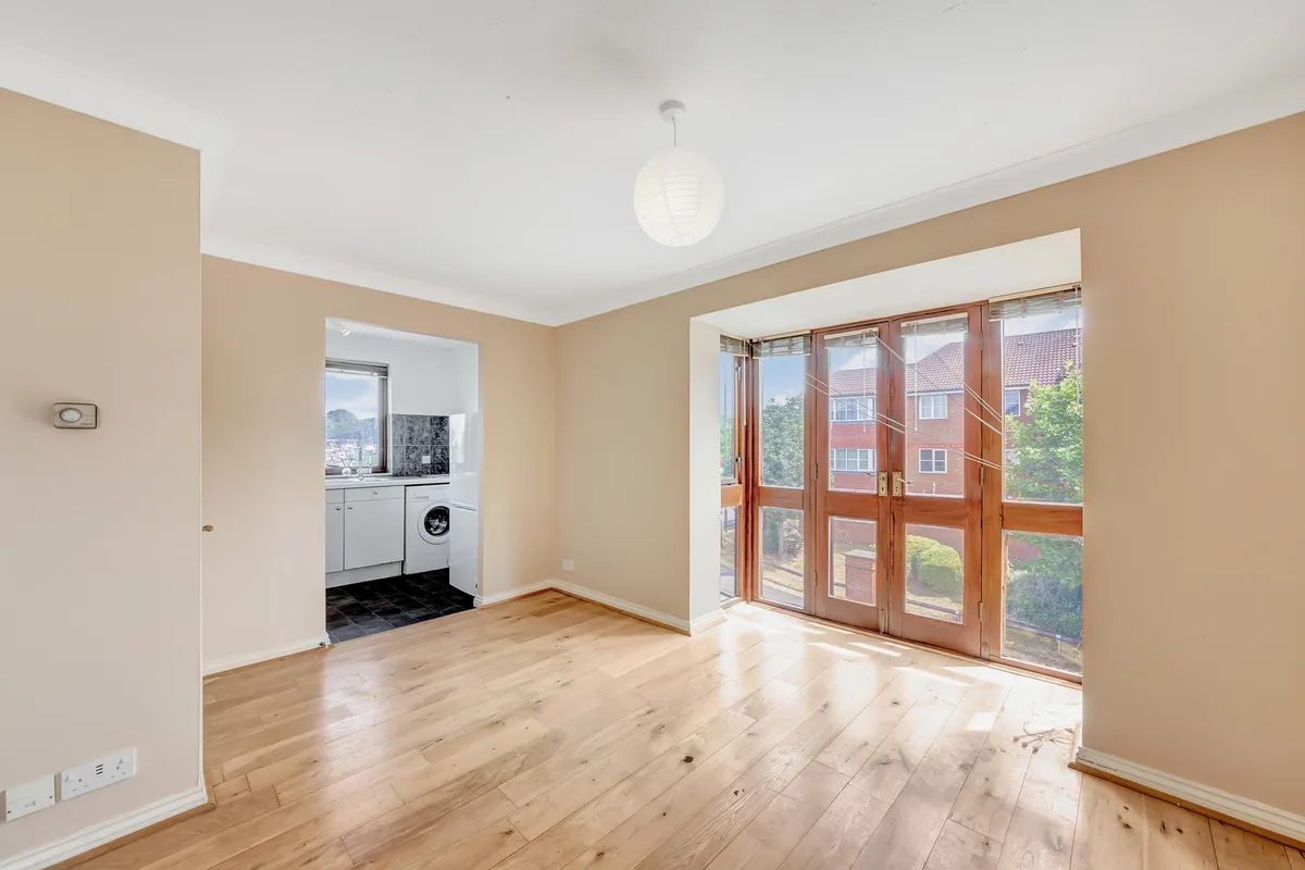 Farriers Road, EPSOM