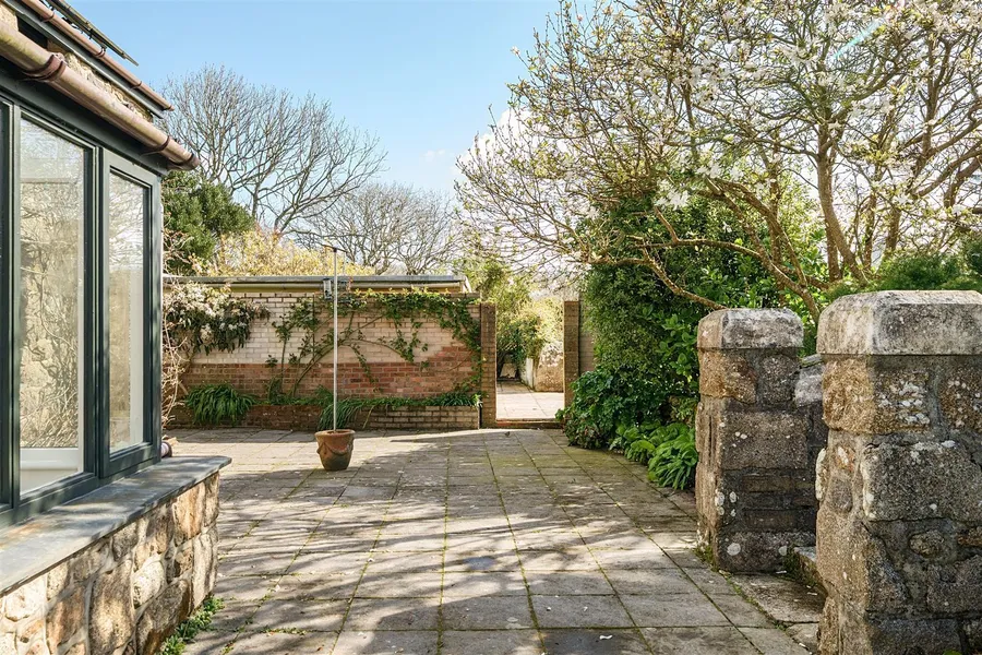 Property Image 63